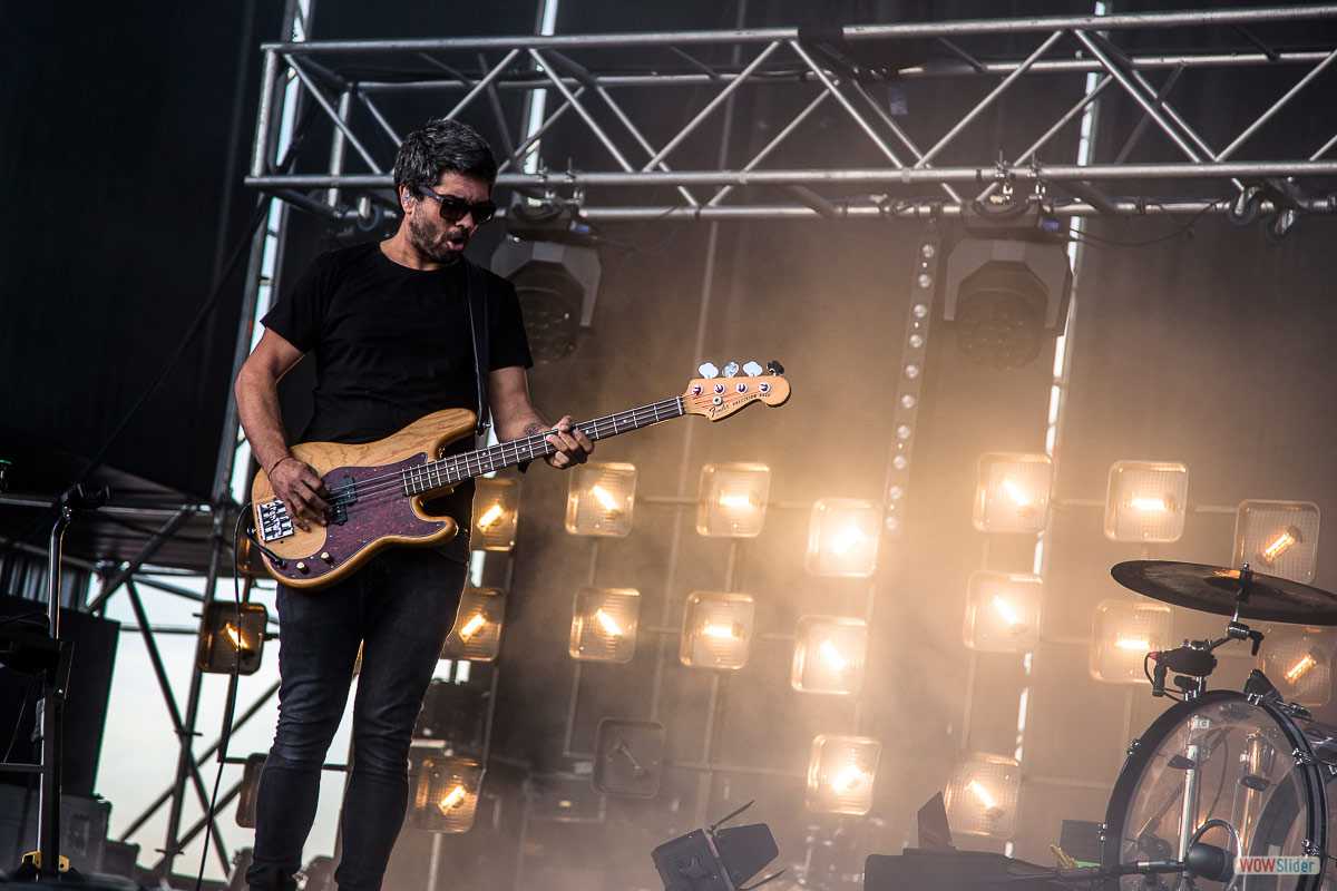 LEÓN BENAVENTE # FESTIVAL GIGANTE 2017 * FOTO: JAVIER ALONSO JULIÁ y MARINA SANZ * INDYROCK