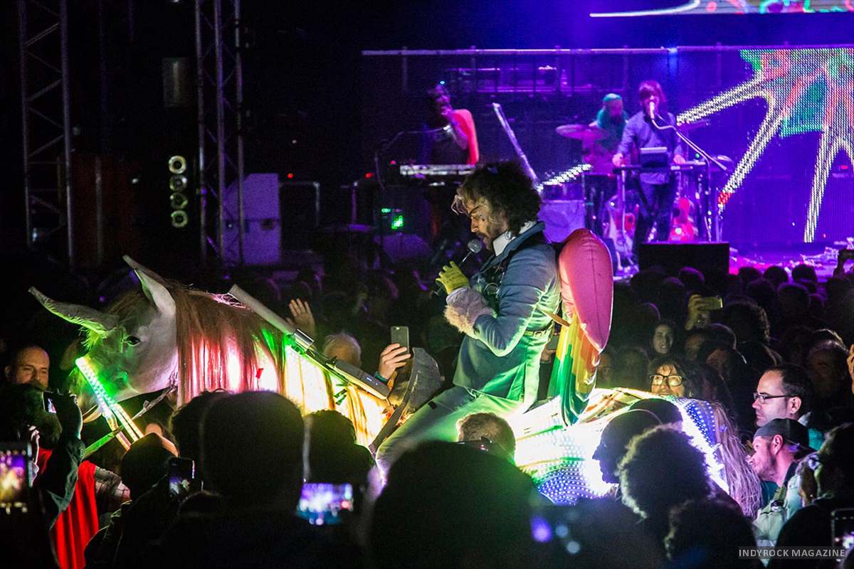 1056_The-Flaming-Lips
